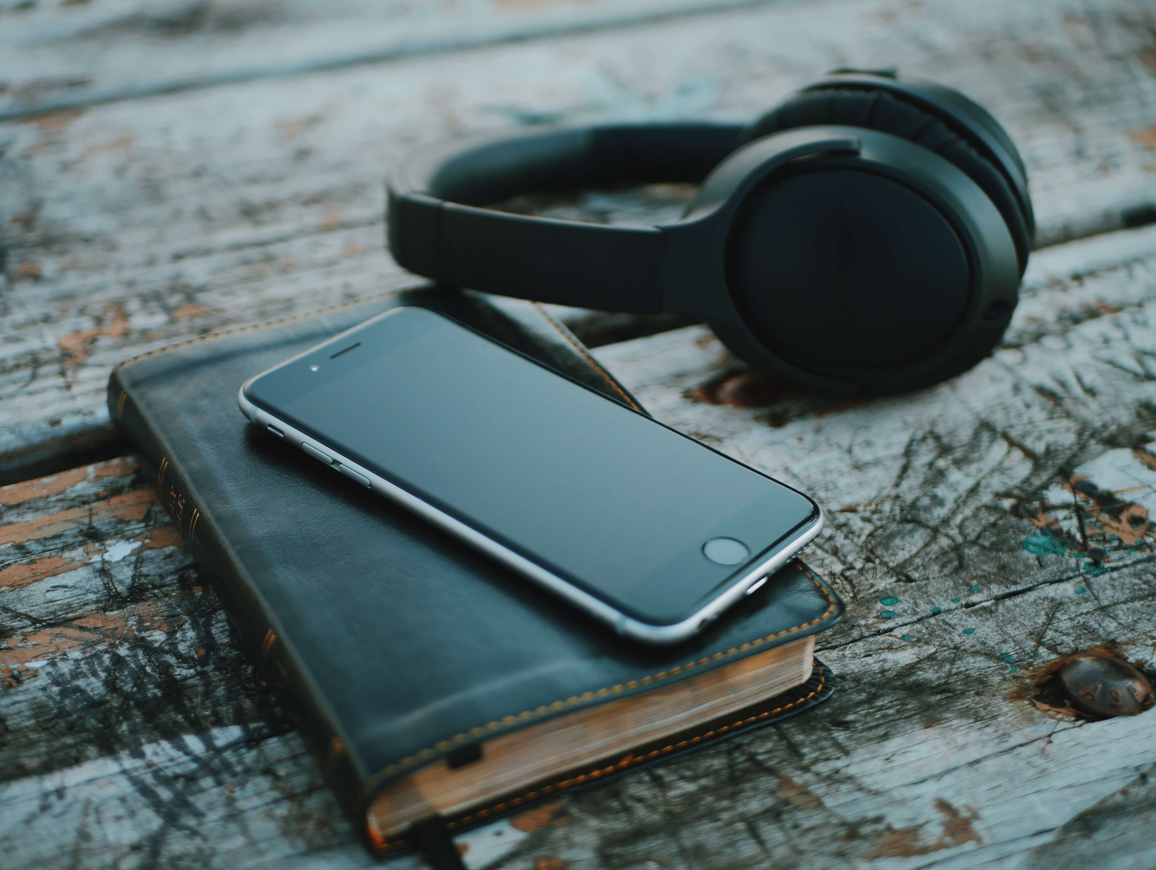 Audiobooki – dlaczego warto ich słuchać.