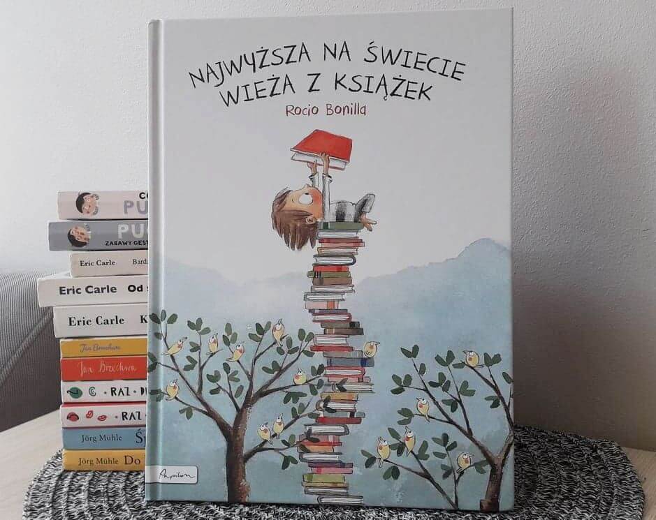 Najwyższa na świecie wieża z książek